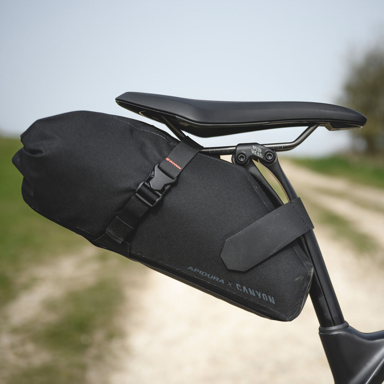 Apidura X Canyon Saddle Pack