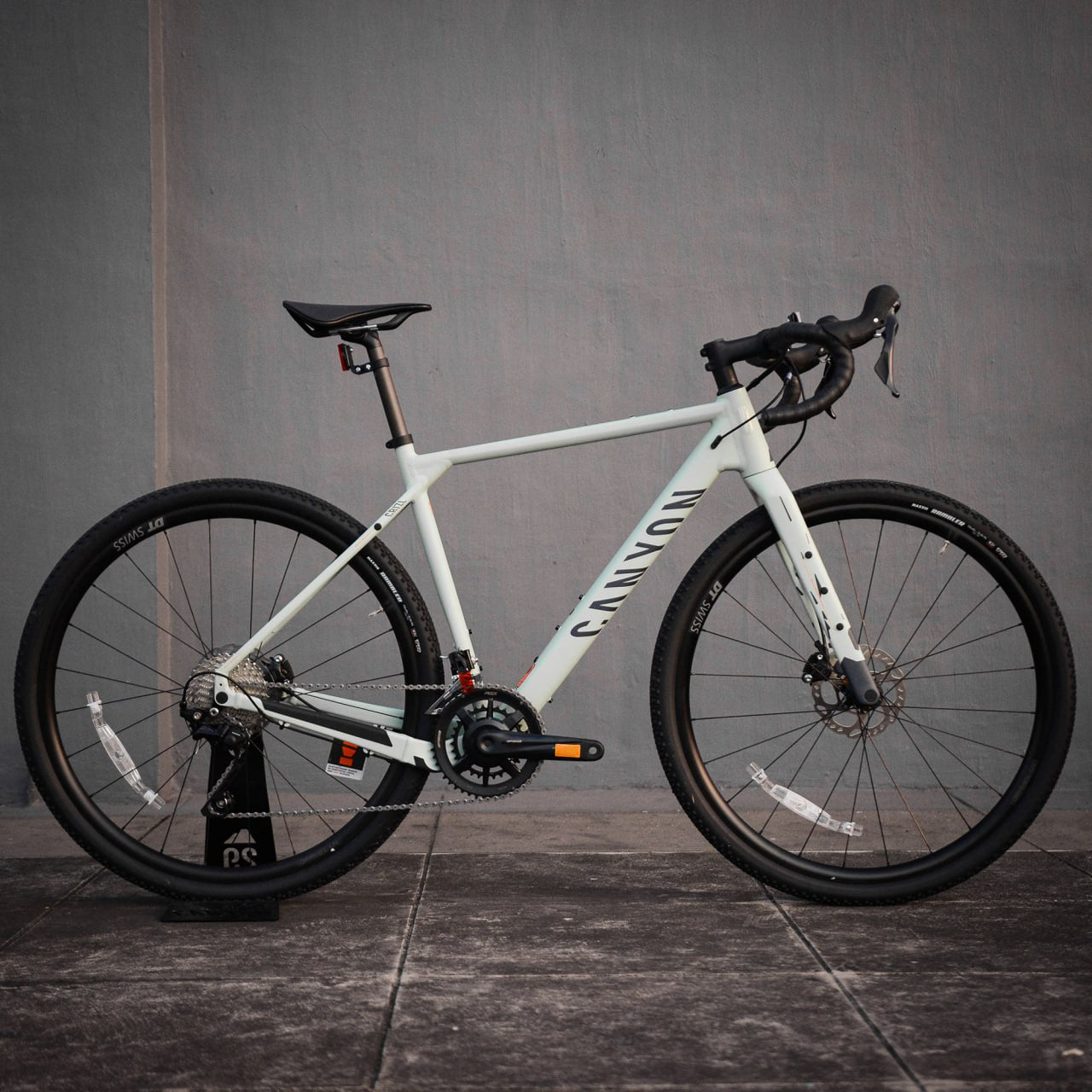Canyon Grizl 6 AL Gravel Bike GRX RX400 - Matcha