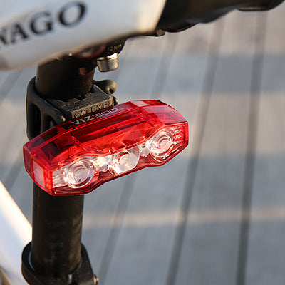 Cateye AMPP800 / VIZ300 Bike Headlight and Rear Tail Light Set