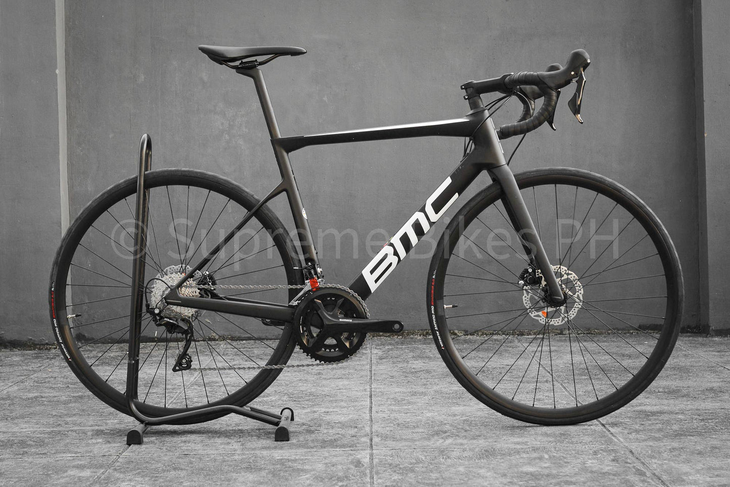 BMC Teammachine SLR Seven Carbon Fibre Road Race Bike 105- Black