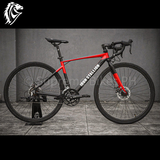 Iron Stallion Thoroughbred 700x23c Road Bike - Black / Red