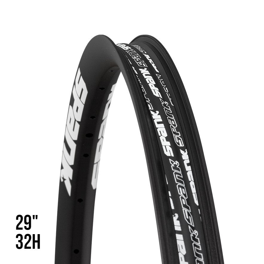 Spank Oozy Trail 395+ Rim - Black/White